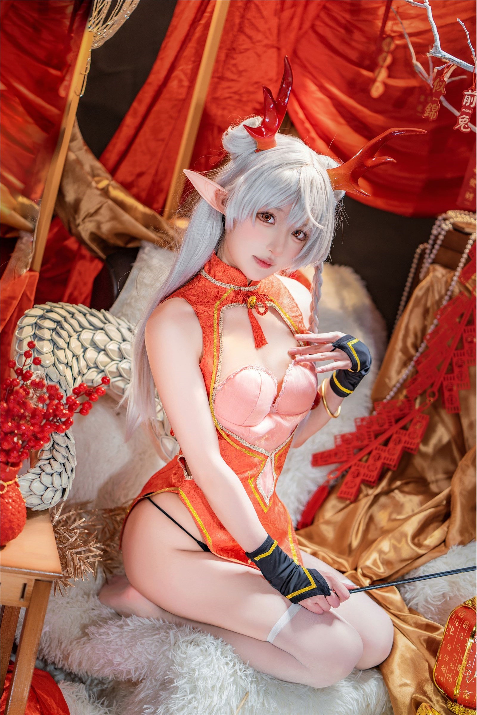 Abao is also a bunny girl NO.084, celebrating the Chinese New Year with the Dragon Sister(8)